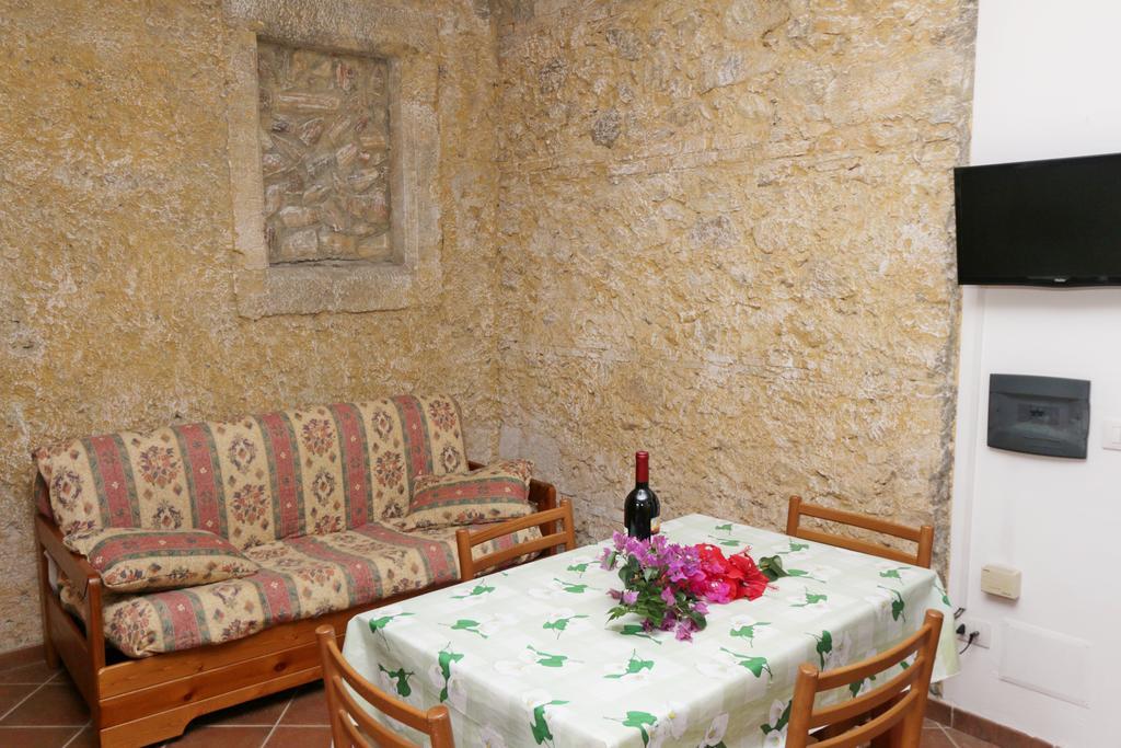 Residenza La Vigna Aparthotel Parghelia Exterior photo