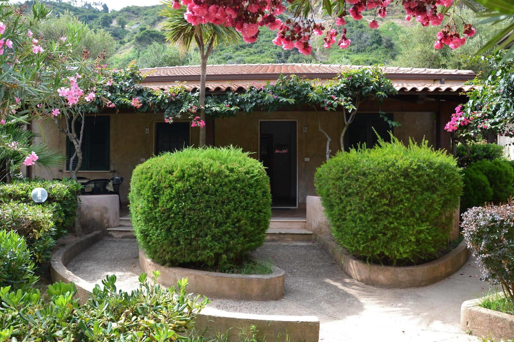 Residenza La Vigna Aparthotel Parghelia Exterior photo